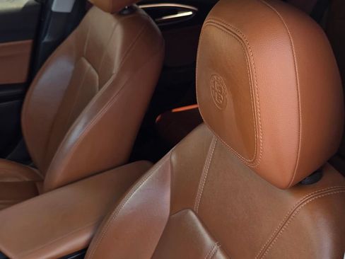 Used 2018 Alfa Romeo Giulia RWD image 25