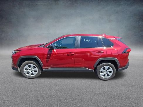 Used 2025 Toyota RAV4 LE AWD/4WD image 5