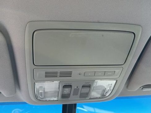 Used 2017 Honda Accord EX-L image 26