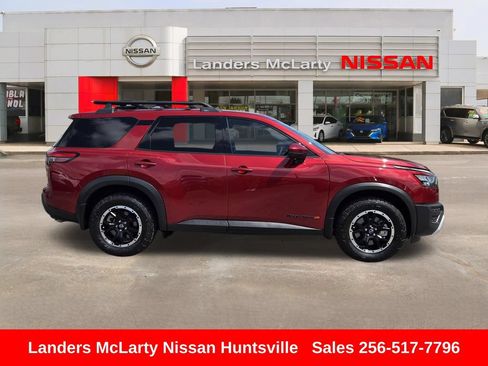 Used 2023 Nissan Pathfinder Rock Creek AWD/4WD image 2