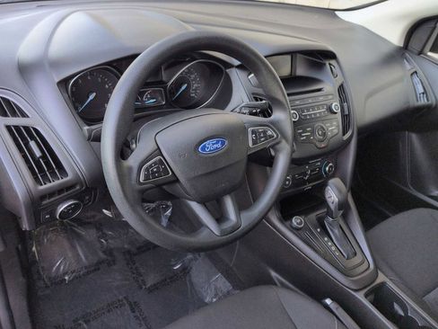 Used 2015 Ford Focus S image 10