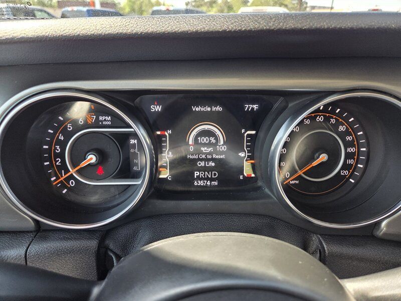 Used 2020 Jeep Gladiator Overland w/ Uconnect 4C Nav & Sound Group AWD/4WD image 17