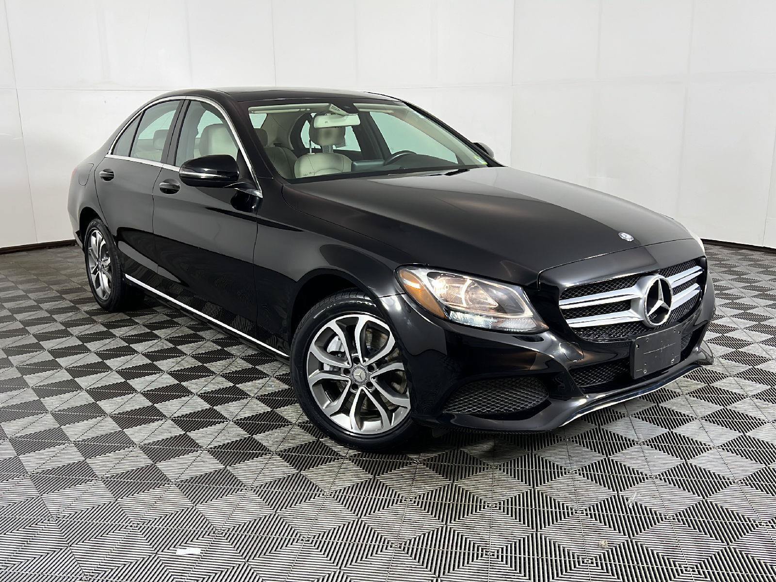 Used 2016 Mercedes-Benz C 300 4MATIC Sedan image 50