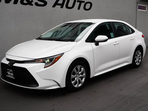 Used 2022 Toyota Corolla LE image 7
