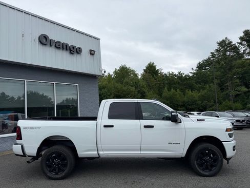 Used 2025 RAM 2500 Big Horn AWD/4WD image 6