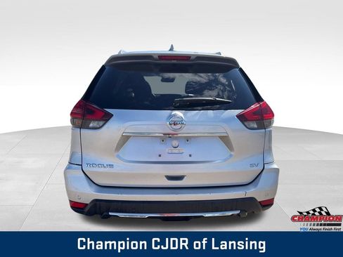 Used 2019 Nissan Rogue SV FWD image 7