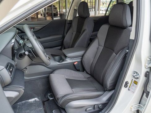 Used 2025 Subaru Outback Premium w/ Popular Package #1 image 8