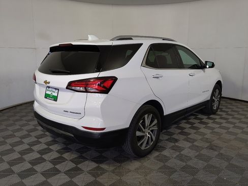 Used 2024 Chevrolet Equinox Premier AWD/4WD image 10