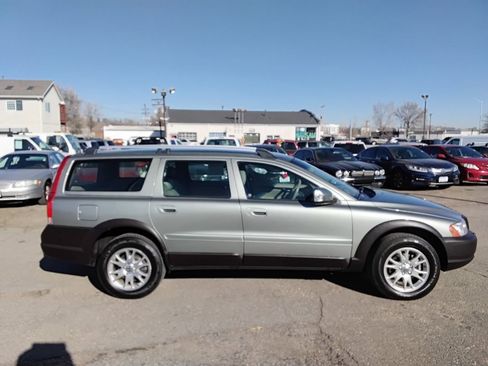 Used 2007 Volvo XC70 image 4