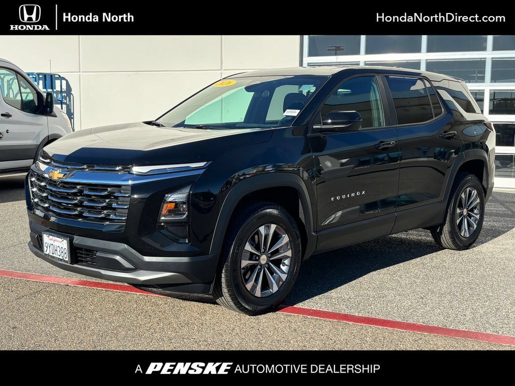 Used 2026 Chevrolet Equinox LT AWD/4WD image 1