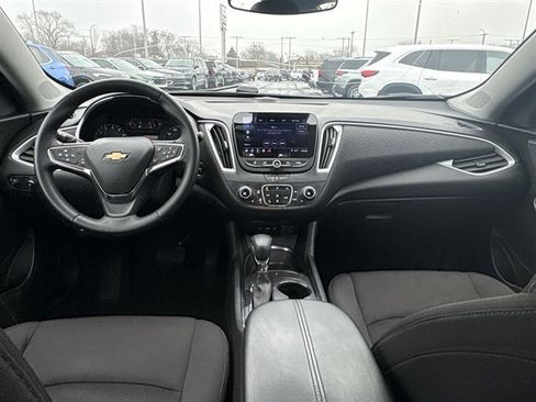 Used 2023 Chevrolet Malibu LT w/ Sport Edition image 19