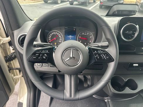 New 2026 Mercedes-Benz Sprinter 3500 image 23