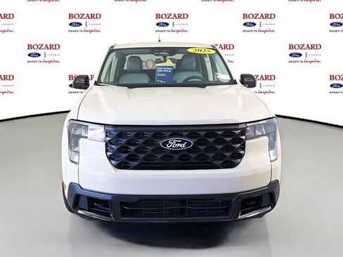 Certified 2025 Ford Maverick XLT w/ XLT Luxury Package AWD/4WD image 2
