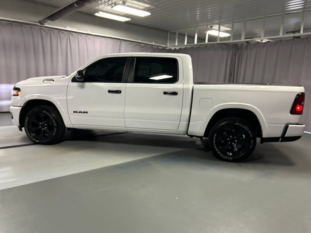 Used 2025 RAM 1500 Big Horn AWD/4WD image 4