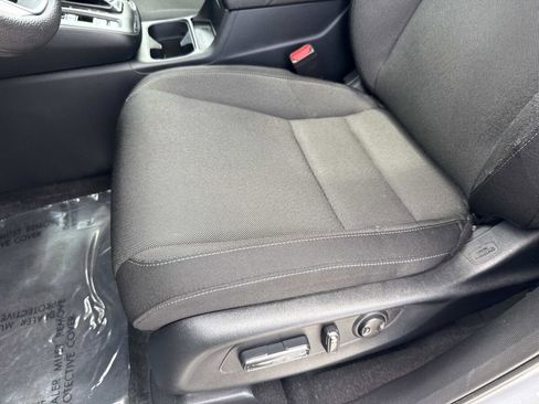 Used 2025 Honda CR-V EX image 19