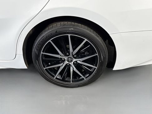 Used 2024 Toyota Camry SE FWD image 36