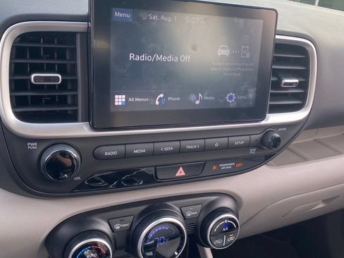 Certified 2023 Hyundai Venue SEL FWD image 6