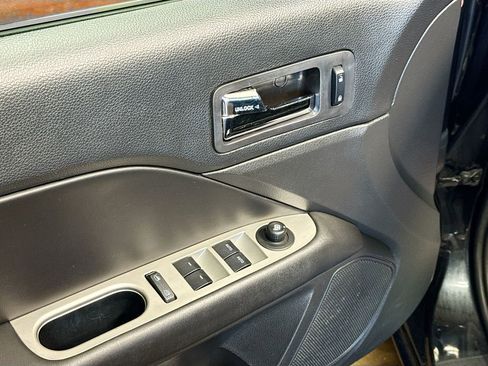 Used 2012 Ford Fusion SEL FWD image 16