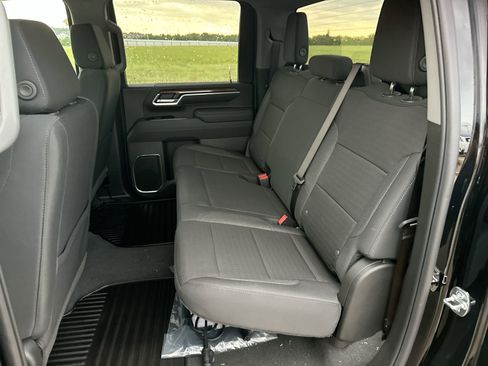 New 2025 Chevrolet Silverado 2500 LT w/ Safety Package image 22