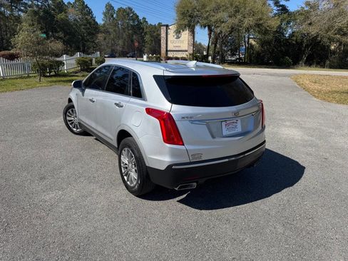 Used 2017 Cadillac XT5 Luxury FWD image 4