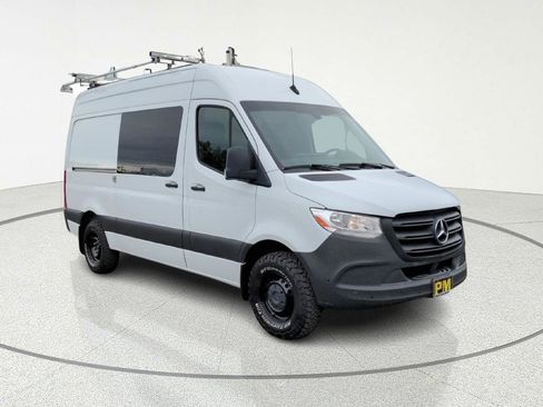 Used 2022 Mercedes-Benz Sprinter 144 Cargo w/ Parking Package image 1