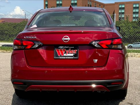 New 2025 Nissan Versa SV image 4