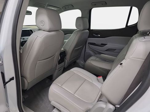 Used 2020 GMC Acadia SLT FWD image 12