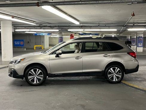 Used 2019 Subaru Outback 3.6R Limited image 31