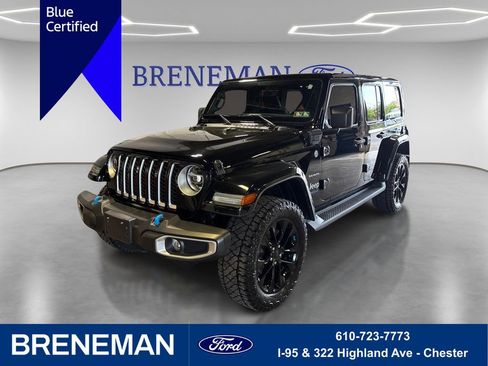 Used 2022 Jeep Wrangler Unlimited Sahara w/ Cold Weather Group AWD/4WD image 1