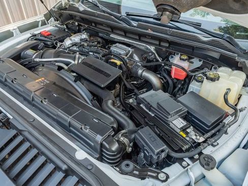 Used 2021 GMC Sierra 2500 AT4 w/ AT4 Premium Plus Package image 15