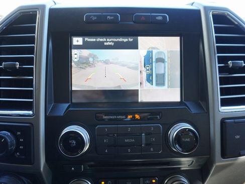 Used 2016 Ford F150 Lariat w/ Equipment Group 502A Luxury image 9