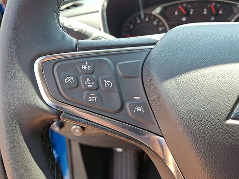 Certified 2024 Chevrolet Equinox LT AWD/4WD image 17