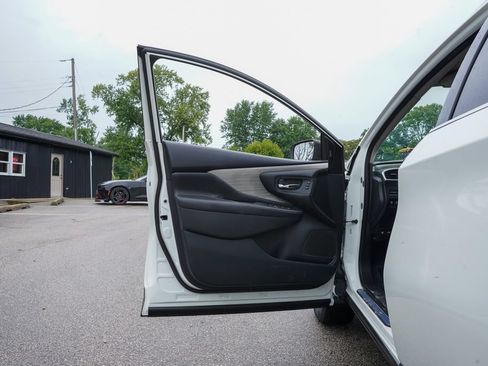 Used 2018 Nissan Murano SL w/ Moonroof Package AWD/4WD image 27
