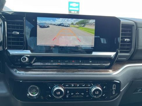 Used 2023 GMC Sierra 1500 Elevation image 25