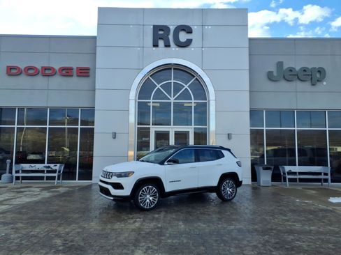 Used 2022 Jeep Compass Limited w/ Elite Group image 1