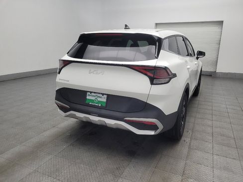 Used 2023 Kia Sportage LX FWD image 9