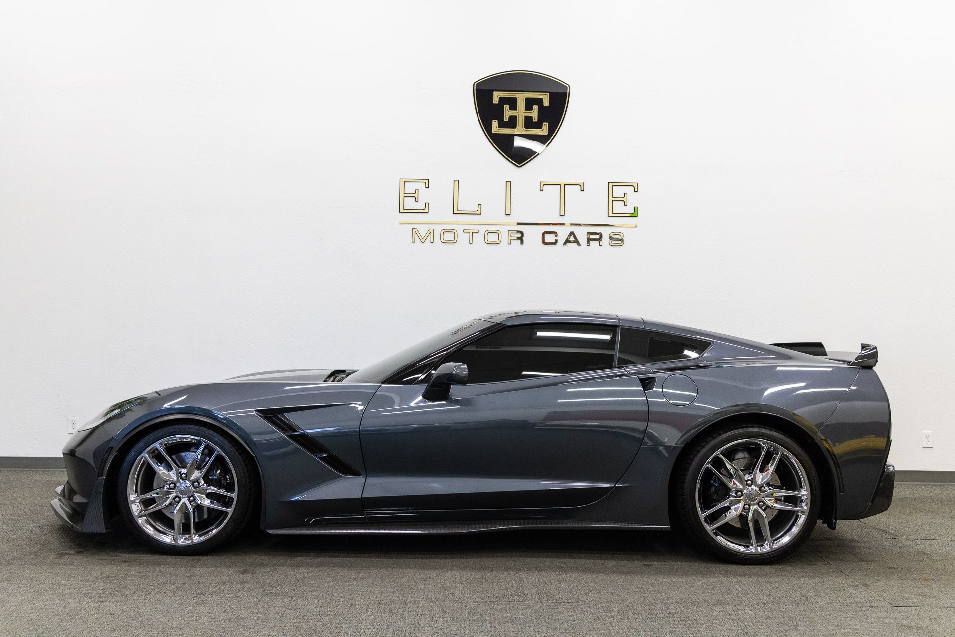Used 2014 Chevrolet Corvette Stingray Coupe RWD image 2