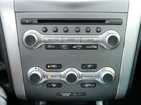 Used 2014 Nissan Murano SV AWD/4WD image 23