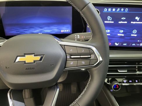 New 2026 Chevrolet Traverse LT w/ Sun and Wheel Package image 6