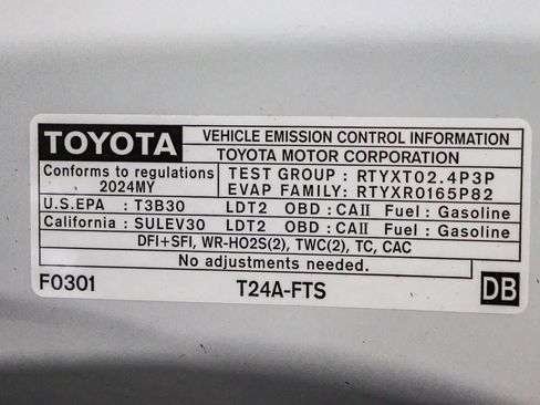Certified 2024 Toyota Highlander XLE FWD image 30
