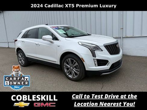 Used 2024 Cadillac XT5 Premium Luxury w/ Technology Package AWD/4WD image 2