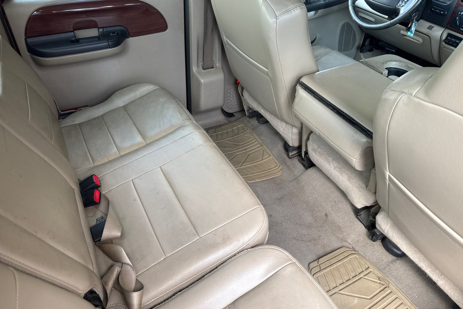 Used 2006 Ford F350 Lariat AWD/4WD image 16