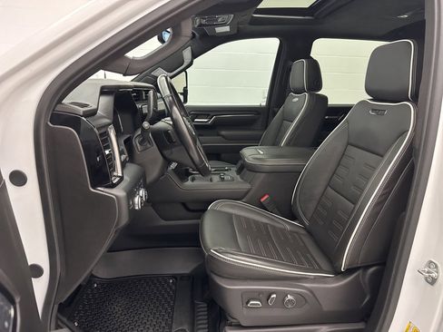 Used 2024 GMC Sierra 2500 AT4X image 28