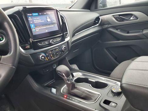 Used 2022 Chevrolet Traverse LT w/ LPO, Floor Liner Package image 17