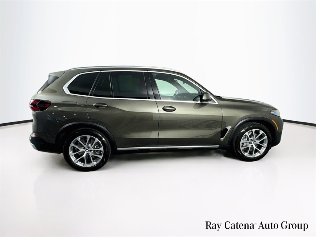 Used 2026 BMW X5 xDrive50e w/ Climate Comfort Package AWD/4WD image 8