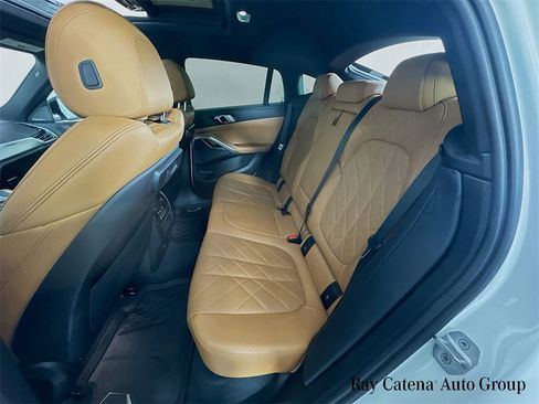 Used 2023 BMW X6 xDrive40i w/ M Sport Package image 26