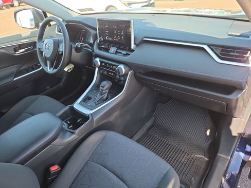Certified 2023 Toyota RAV4 XLE w/ Convenience Package image 17