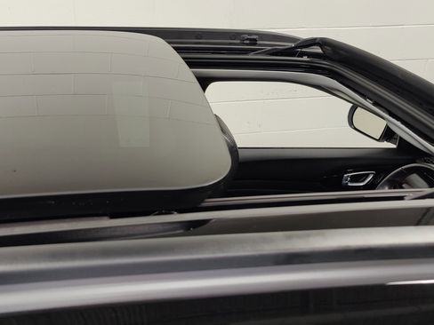 Used 2022 Jeep Compass Trailhawk w/ Trailhawk Elite Group image 6