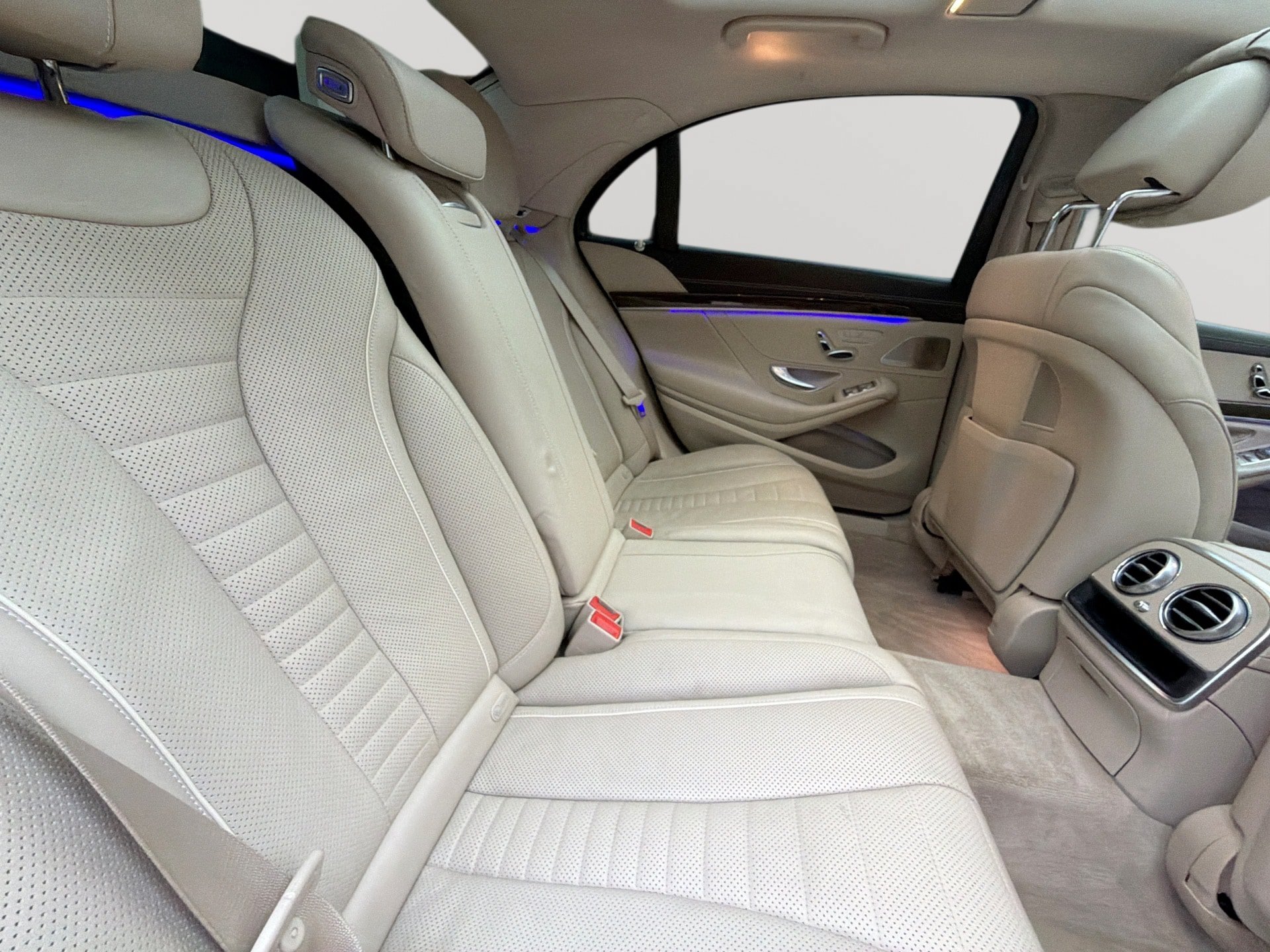 Used 2020 Mercedes-Benz S 560 Sedan w/ AMG Line Exterior image 26