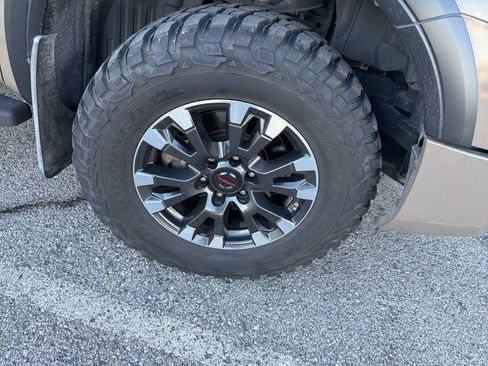 Used 2021 Nissan Titan PRO-4X w/ Pro-4x Utility Package image 4